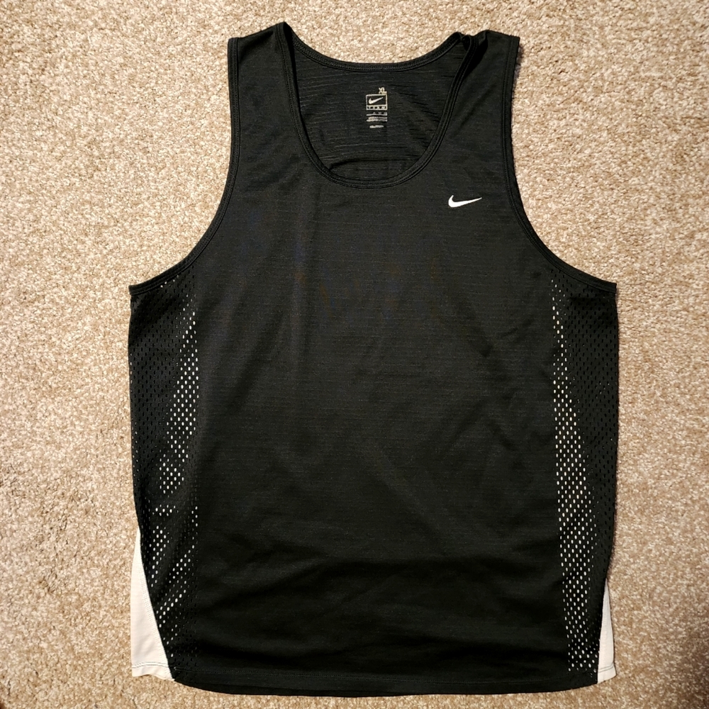 Nike running tank top black size XL